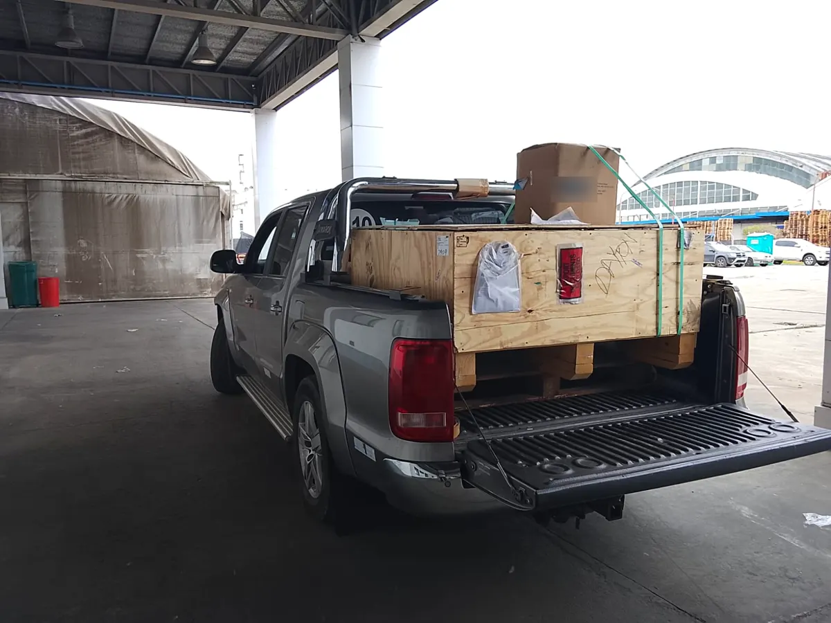 Utilitario Amarok con carga